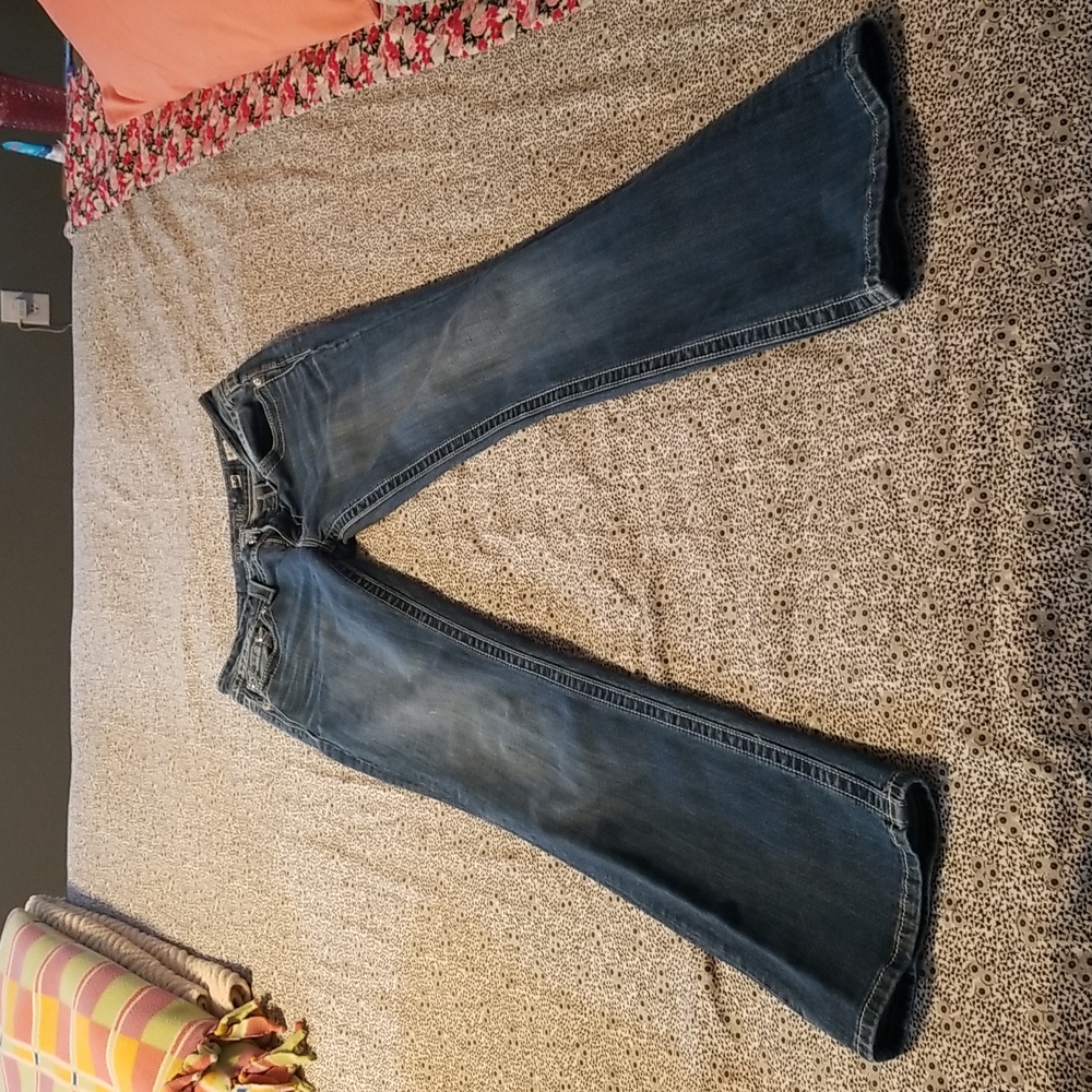 Miss Me Bootcut size 30 inseam 34